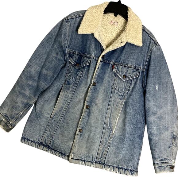 Levi's Vintage Sherpa Lined Denim Jacket Men 44 Blue Trucker Distressed Snap - Picture 2 of 13